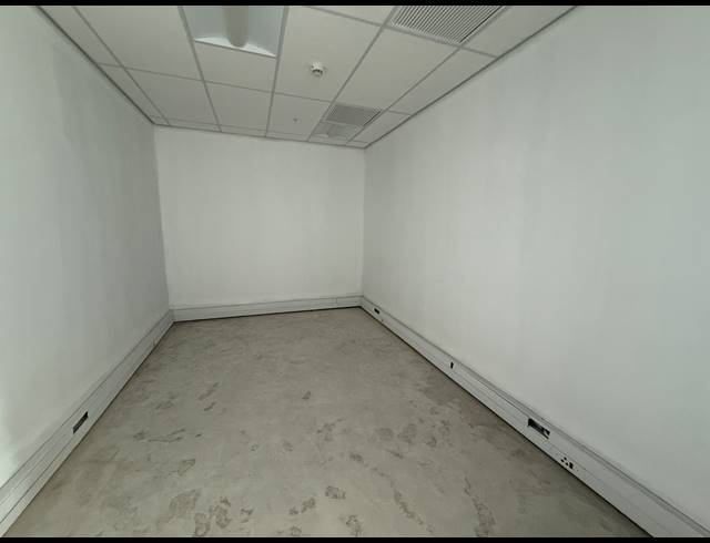 1,788M² OFFICE TO LET IN ROSEBANK